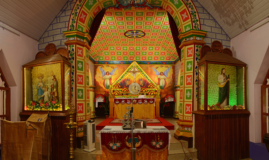 Altar of St. Jude Shrine, Koothattukulam
